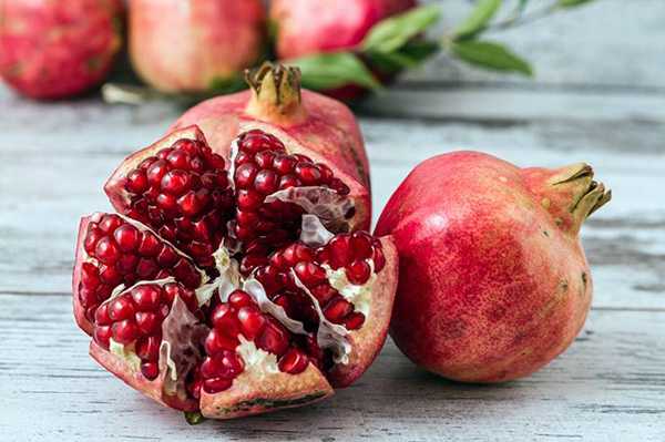 अनार के 11 स्वास्थ्य लाभ - 11 Health Benefits of Pomegranate