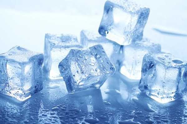 बर्फ के 5 स्वास्थ्य लाभ - 5 Health Benefits of Ice