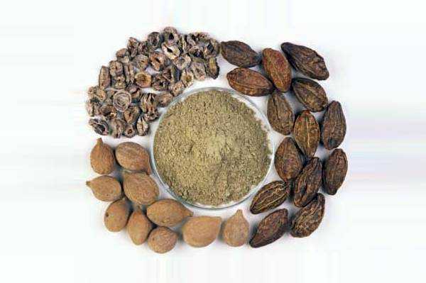 त्रिफला चूर्ण के स्वास्थ्य लाभ - Health Benefits of Triphala Powder